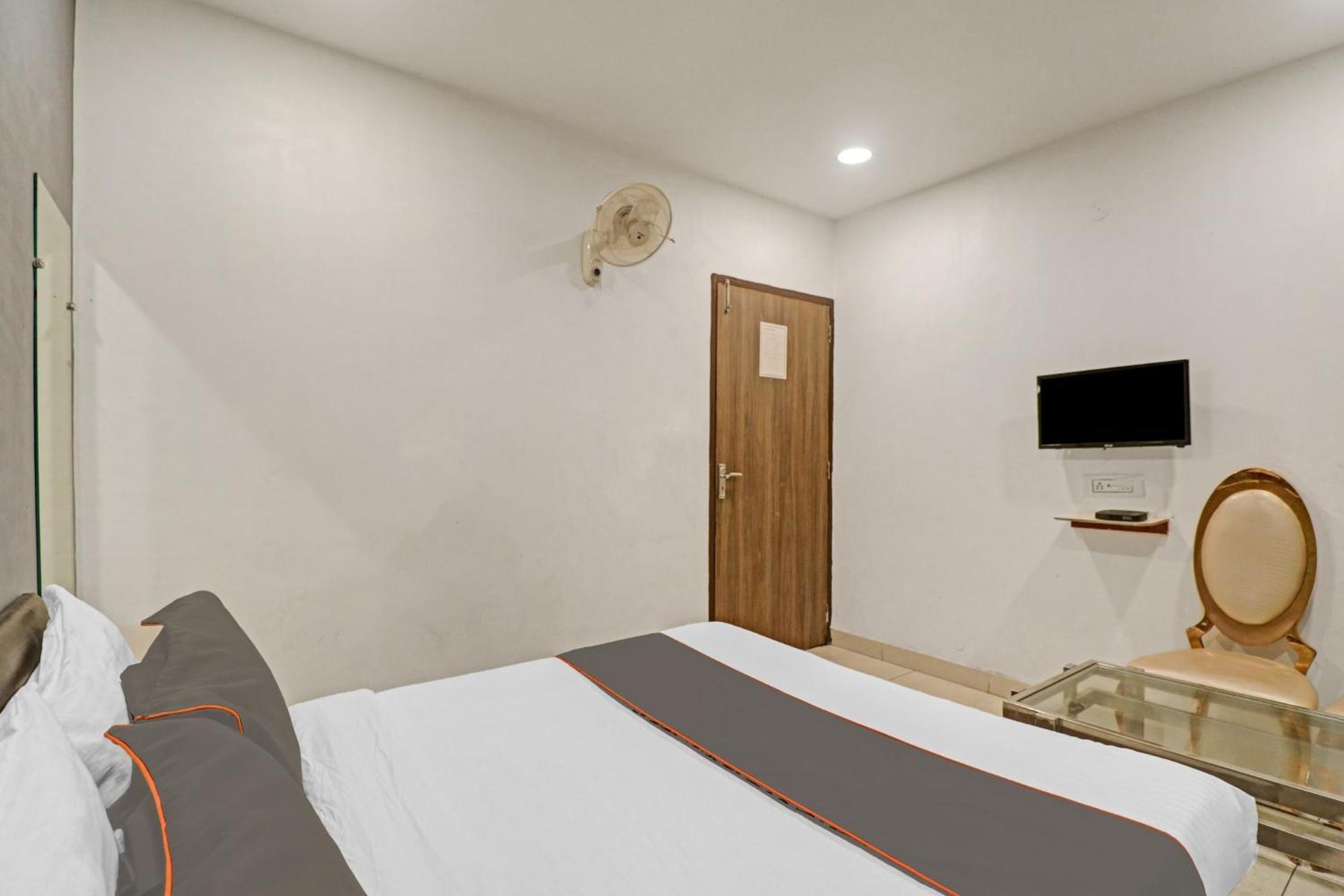 Collection O Seven Heaven Hotel นิวเดลี ภายนอก รูปภาพ