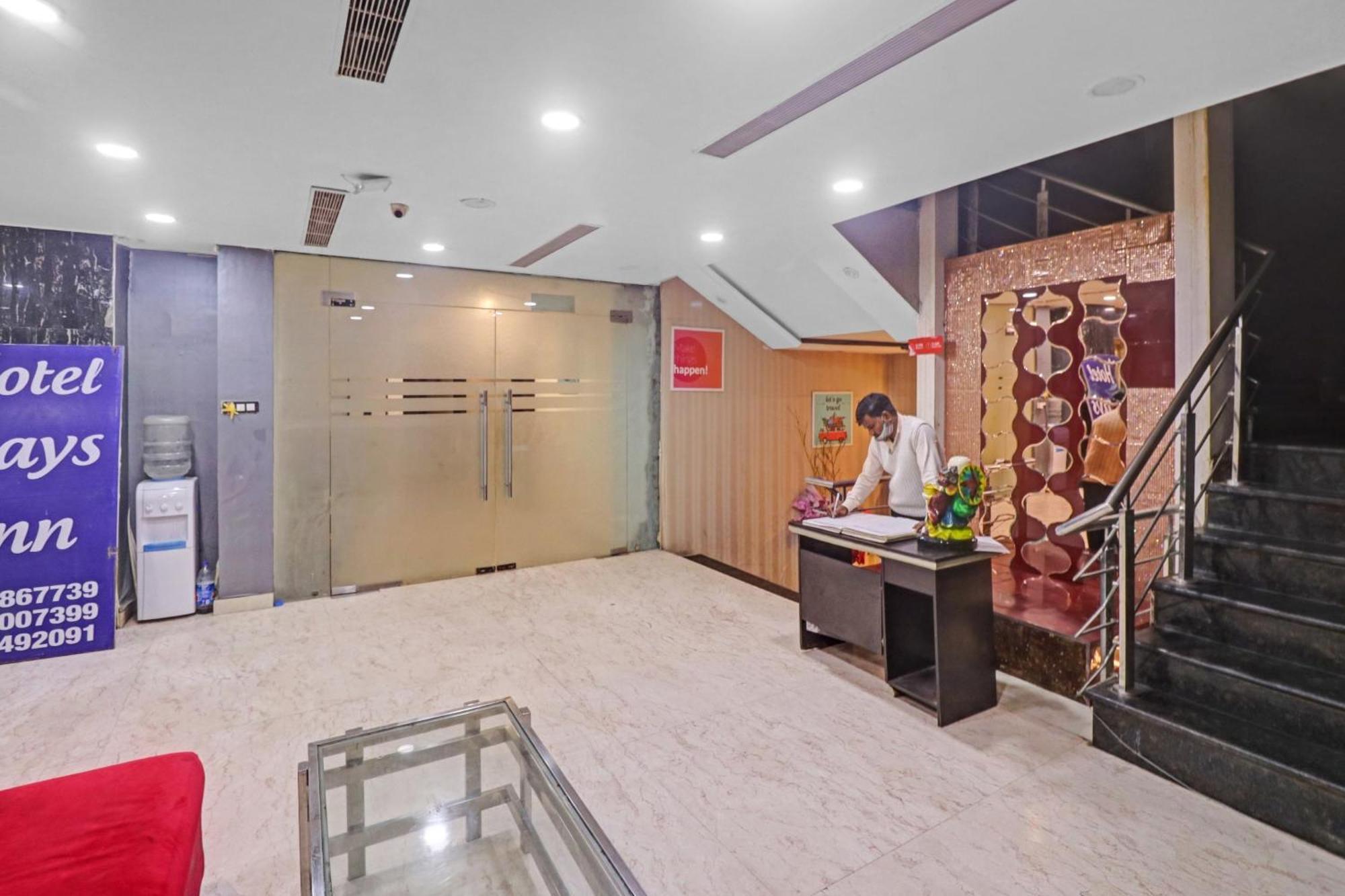 Collection O Seven Heaven Hotel นิวเดลี ภายนอก รูปภาพ