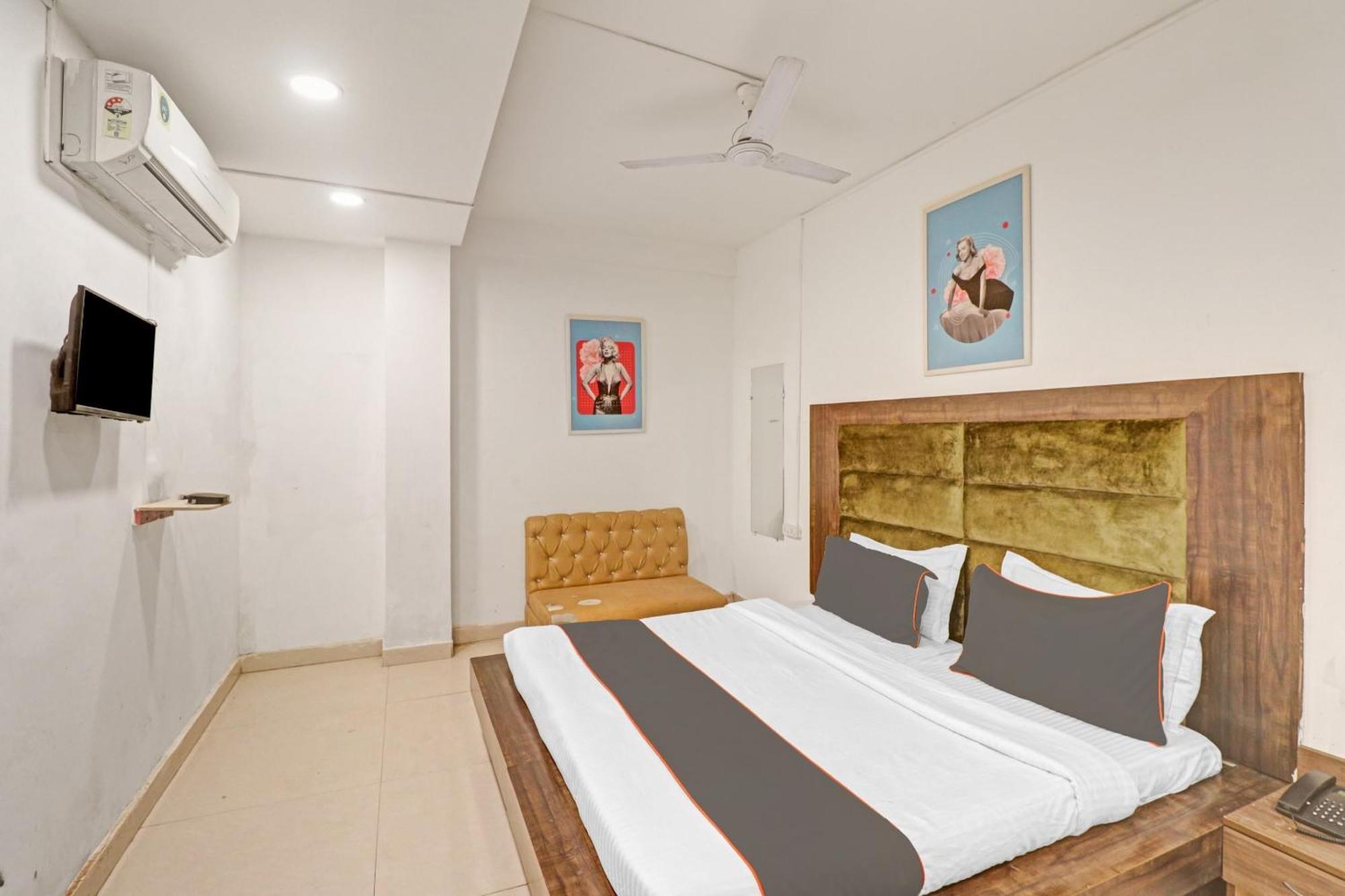 Collection O Seven Heaven Hotel นิวเดลี ภายนอก รูปภาพ