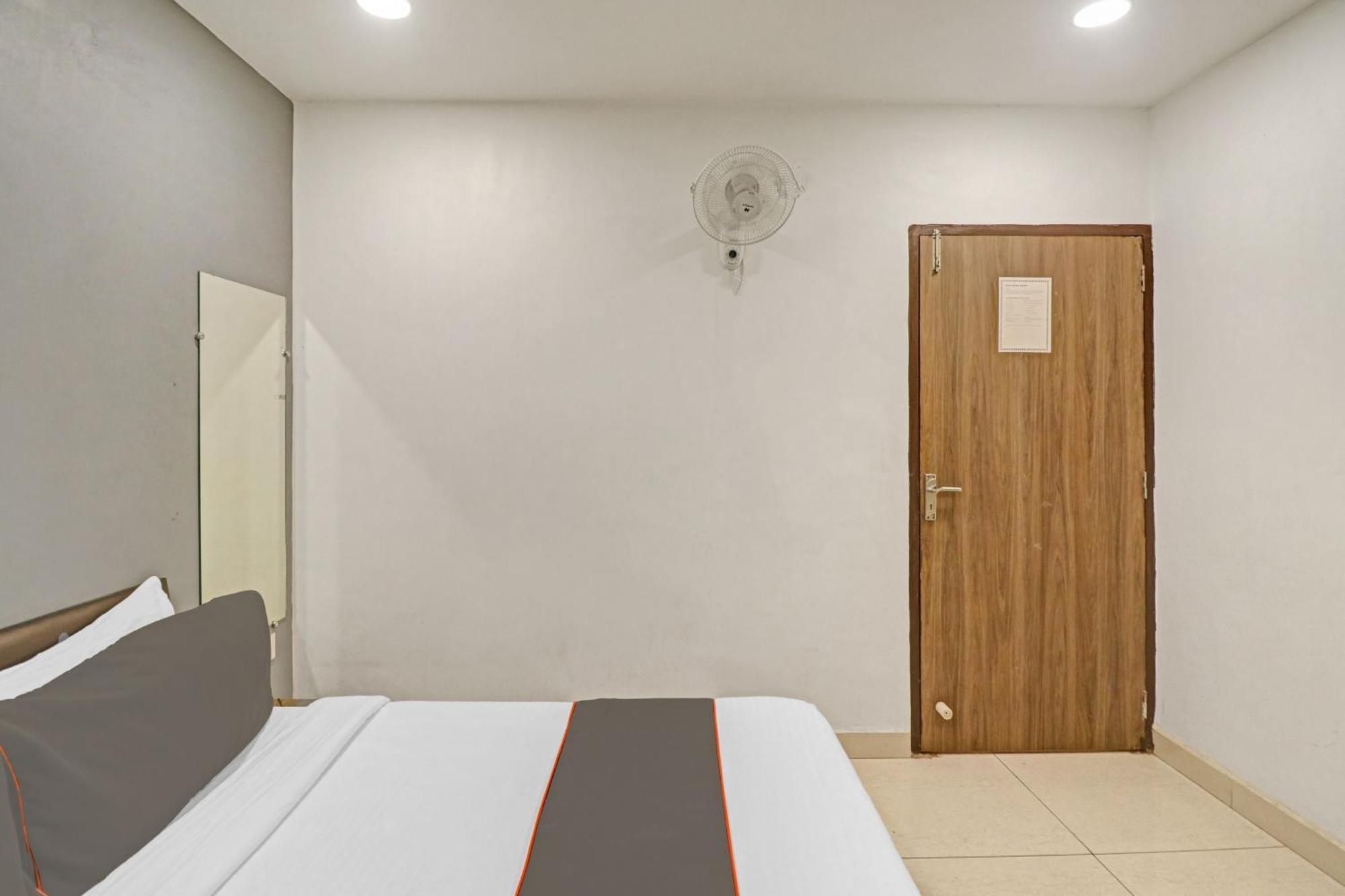 Collection O Seven Heaven Hotel นิวเดลี ภายนอก รูปภาพ